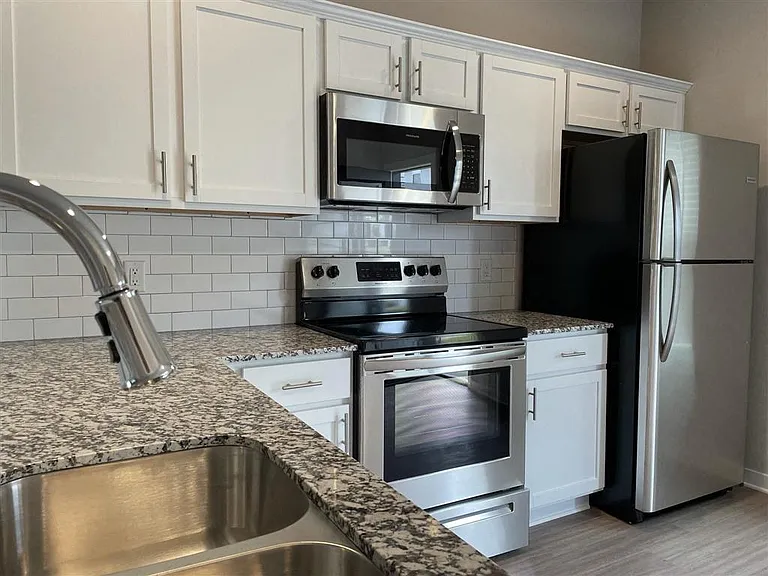 Rupple Townhomes — Photo 7
