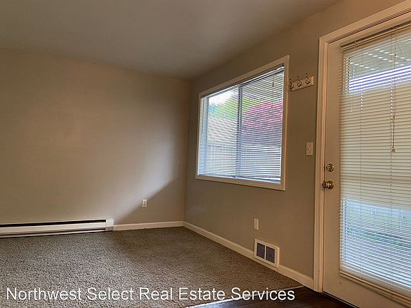 4th image of 420 E Sunset Way #8299483