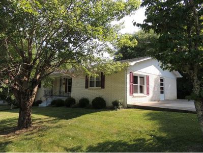 303 Russell Dr, Rogersville, TN, 37857