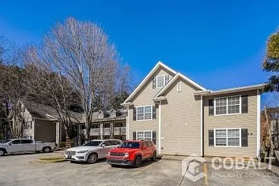 2 bed, 2.0 bath, 1000 sqft, $1,195 — Photo 2