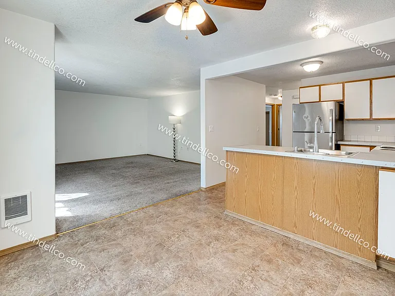 13738 NE Glisan St #3 — Photo 1