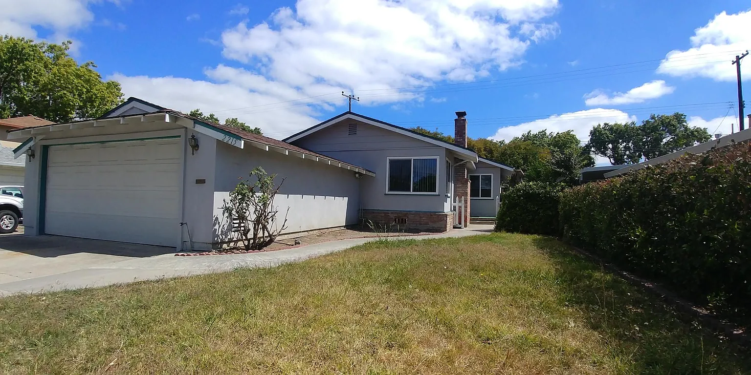 2215 Calabazas Blvd photo 1