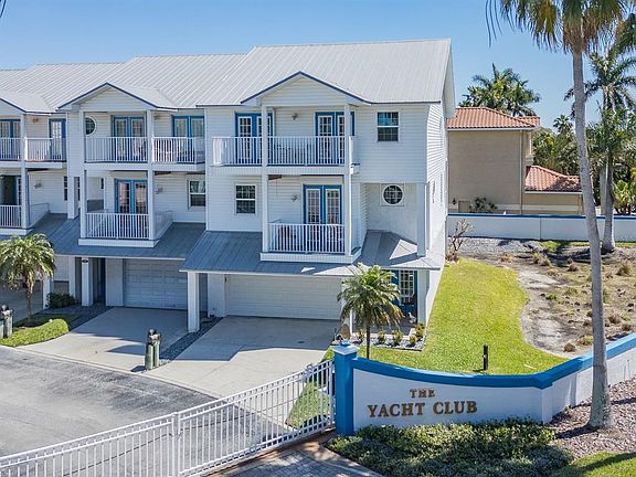 3rd image of 139 Yacht Club Cir
