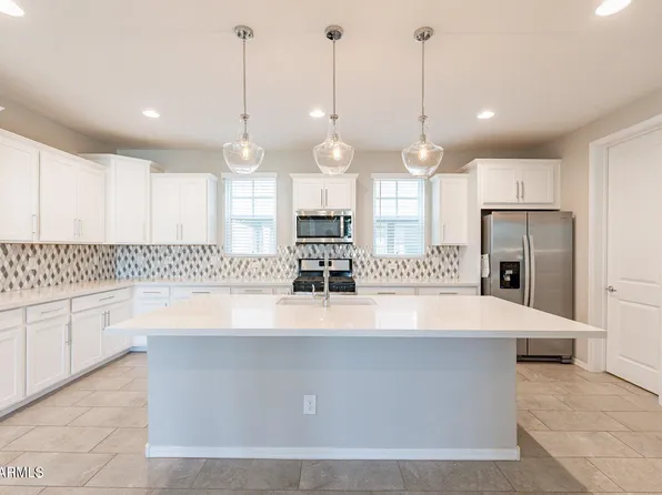 613 W WINCHESTER Drive, Chandler, AZ 85286