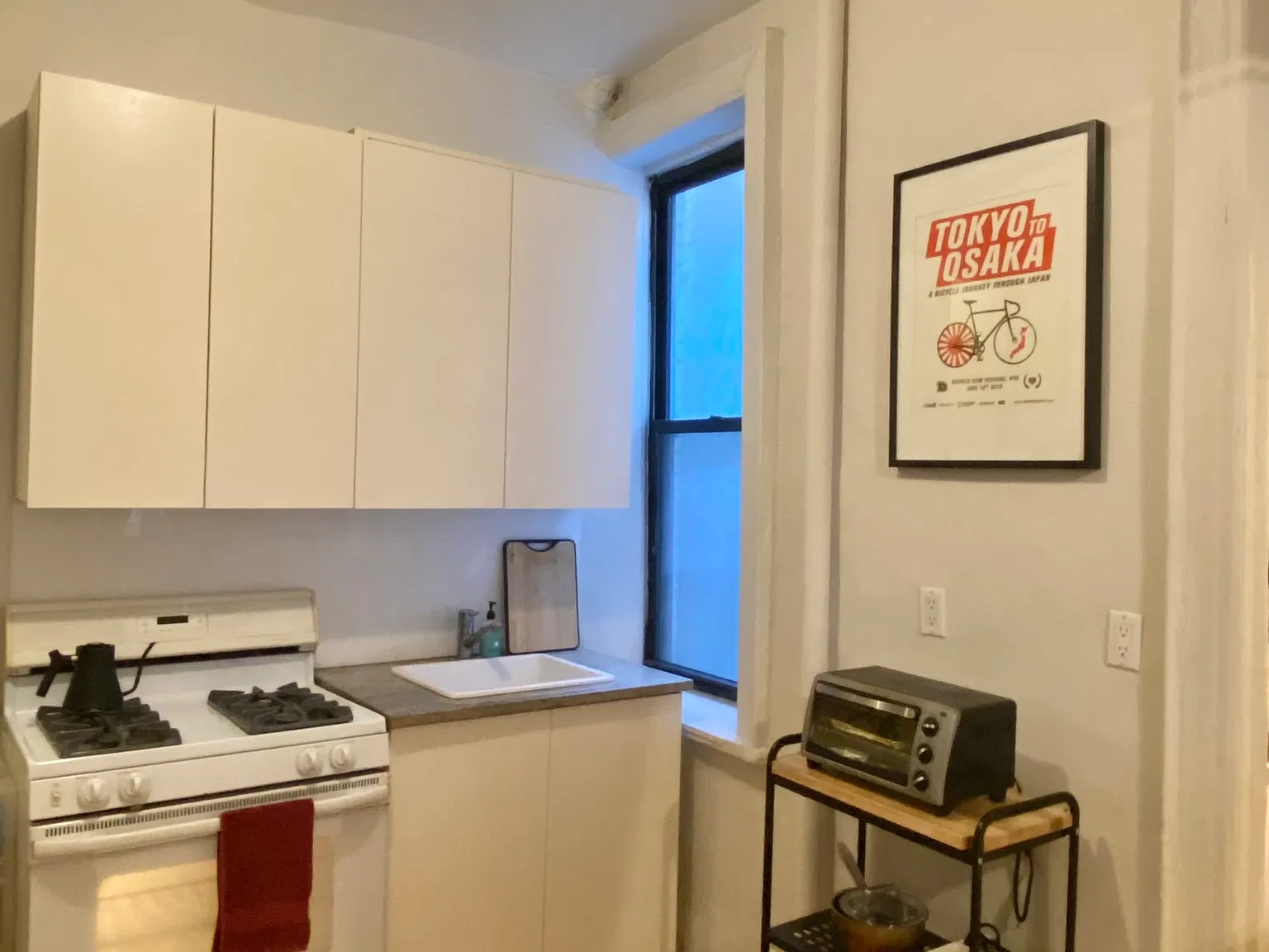 32 East 2nd Street — Photo 4