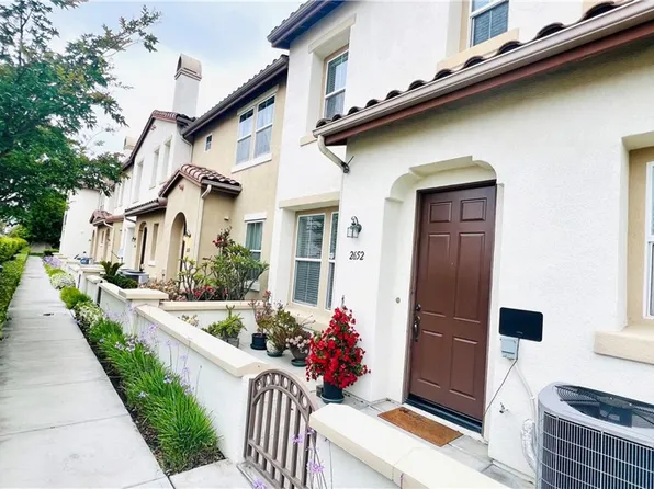 2652 W Madison Cir, Anaheim, CA 92801