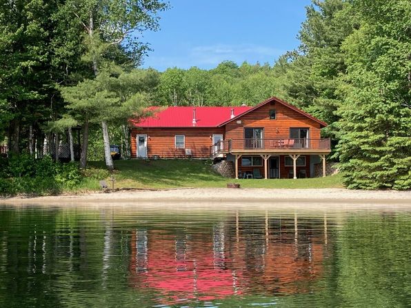 251 Blueberry Ln