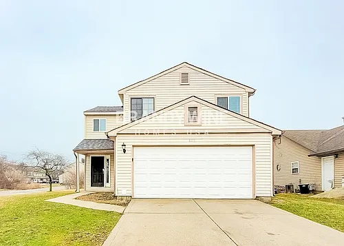 605 Woods Crossing Ln Photo 1