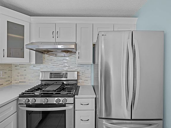3rd image of 31 Bluestone Drive #31