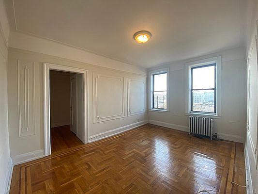 3rd image of 36-06 30th St #F5