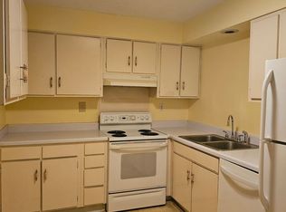1825 Saint Julian Pl APT 4K, Place, SC 29204