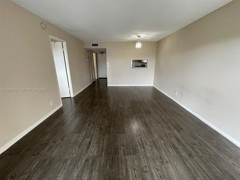 4700 Washington St #507 — Photo 3