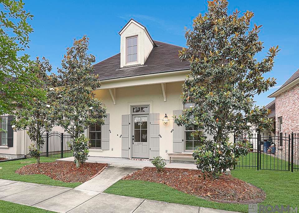 1st image of 2867 Lago Ln