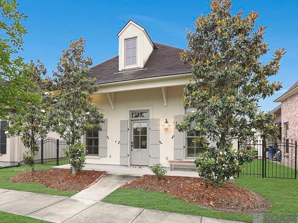 2867 Lago Ln, Baton Rouge, LA 70810