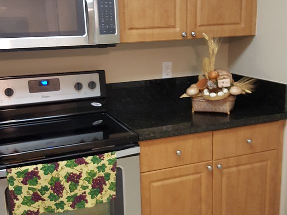 3rd image of 519 E Sheridan St APT 105