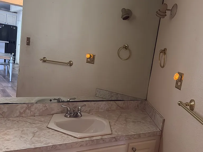 4612 W Ballast Point Blvd — Photo 13