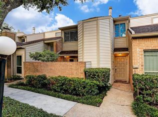 2142 Augusta Dr, Houston, TX 77057
