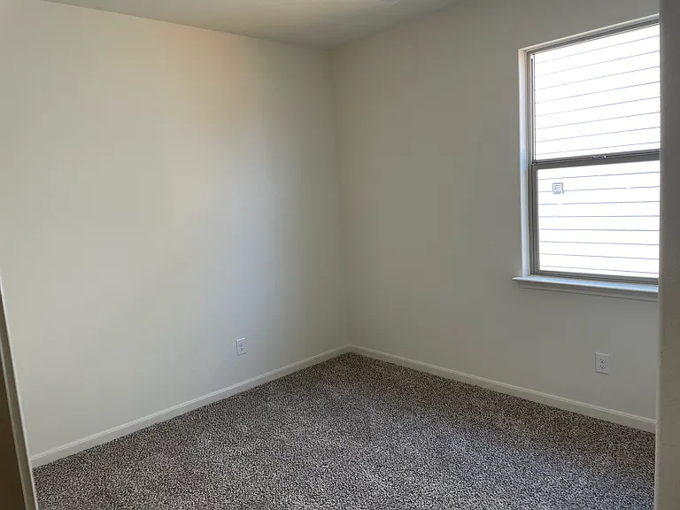 13716 Logan Pass Dr — Photo 11