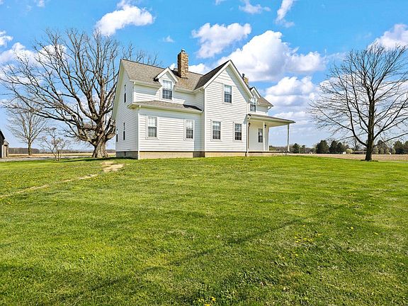 4th image of 3116 Troy Rd