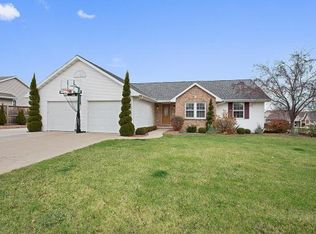 1163 Jordan Rd, De Pere, WI 54115