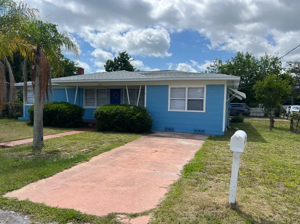 215 14th St, Holly Hill, FL 32117