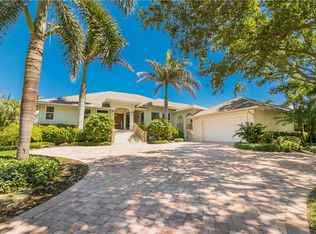 14 S Sewalls Point Rd, Sewalls Pt, FL 34996