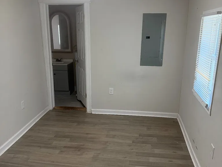 118 Norwood Rd — Photo 4
