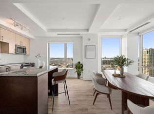 99 Kneeland St APT 913, Boston, MA 02111