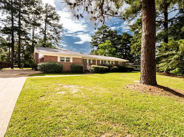 1717 Pineview St, Magnolia, AR 71753