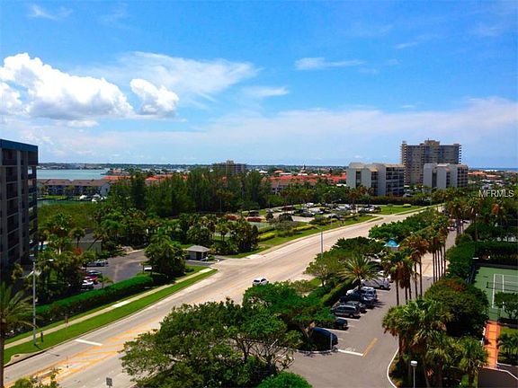 2nd image of 1480 Gulf Blvd APT 810