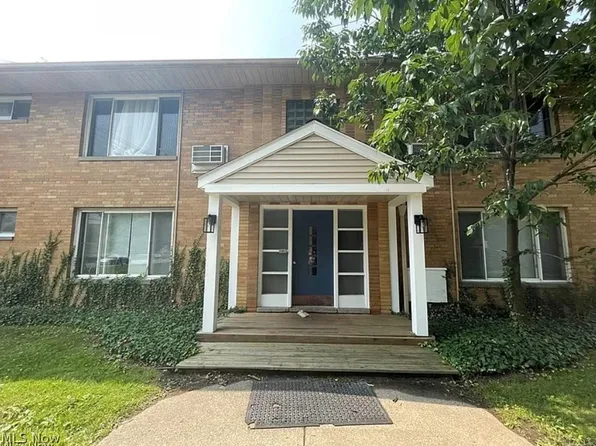 1560 Wagar, Rocky River, OH 44116