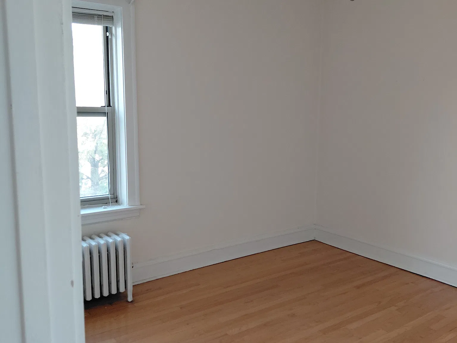 2 bed, 1800 sqft, $1,800 — Photo 3