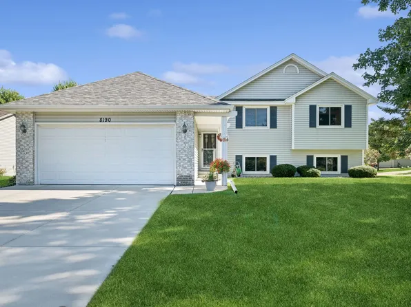 8190 Lower 147th St W, Apple Valley, MN 55124