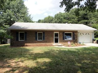 3595 Day Rd, Walkertown, NC 27051