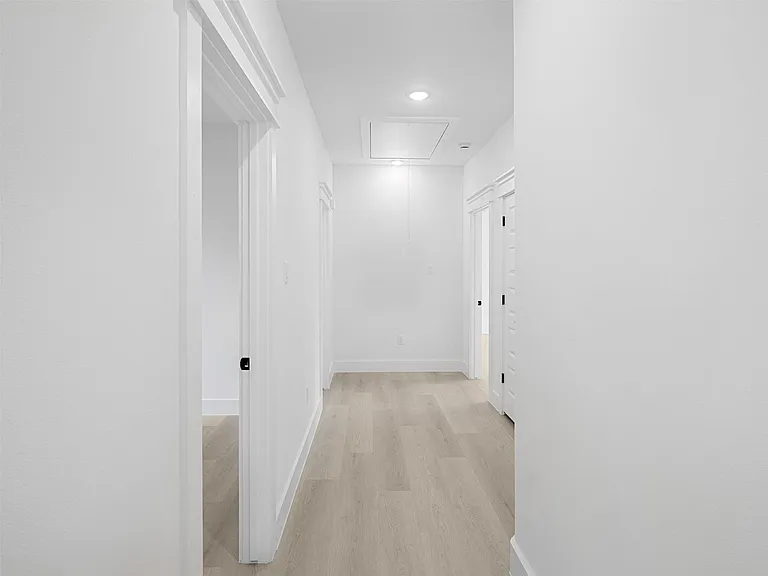 4103 E Toliver St — Photo 14