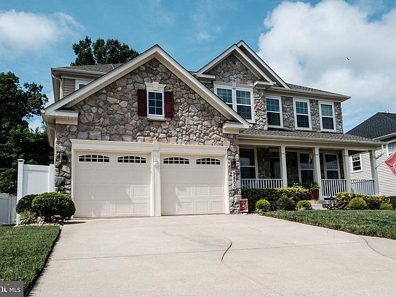 2nd image of 9800 Leighland Ct