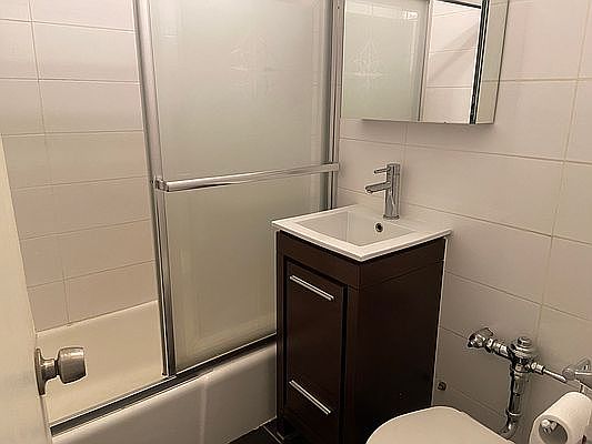 5th image of 110 W 87th St #1AA