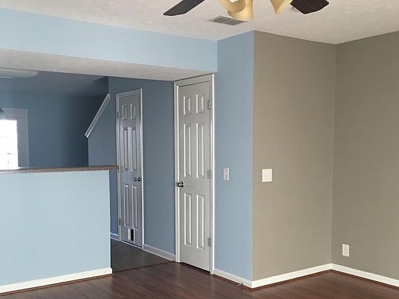 Half bath (the first door)