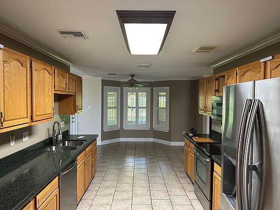 2nd image of 138 Lake Penchant Ct