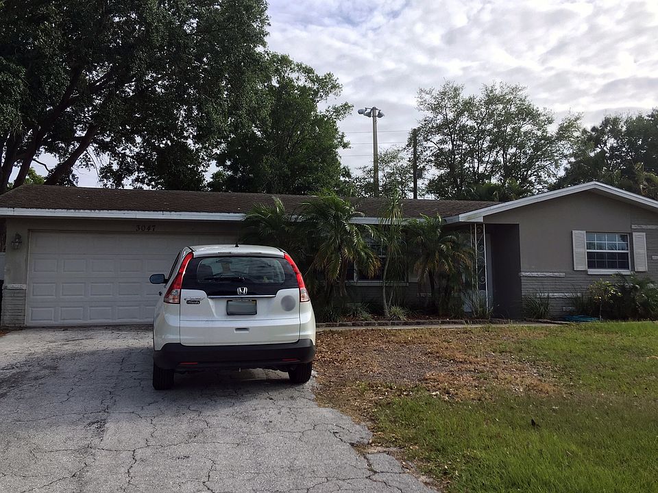 1st image of 3047 Hoyt Ave