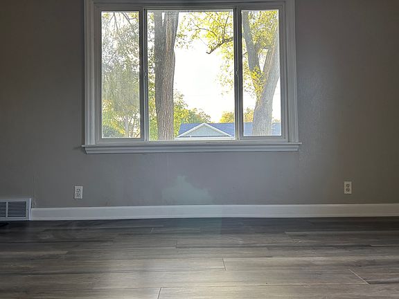 Living Room view (picture window)