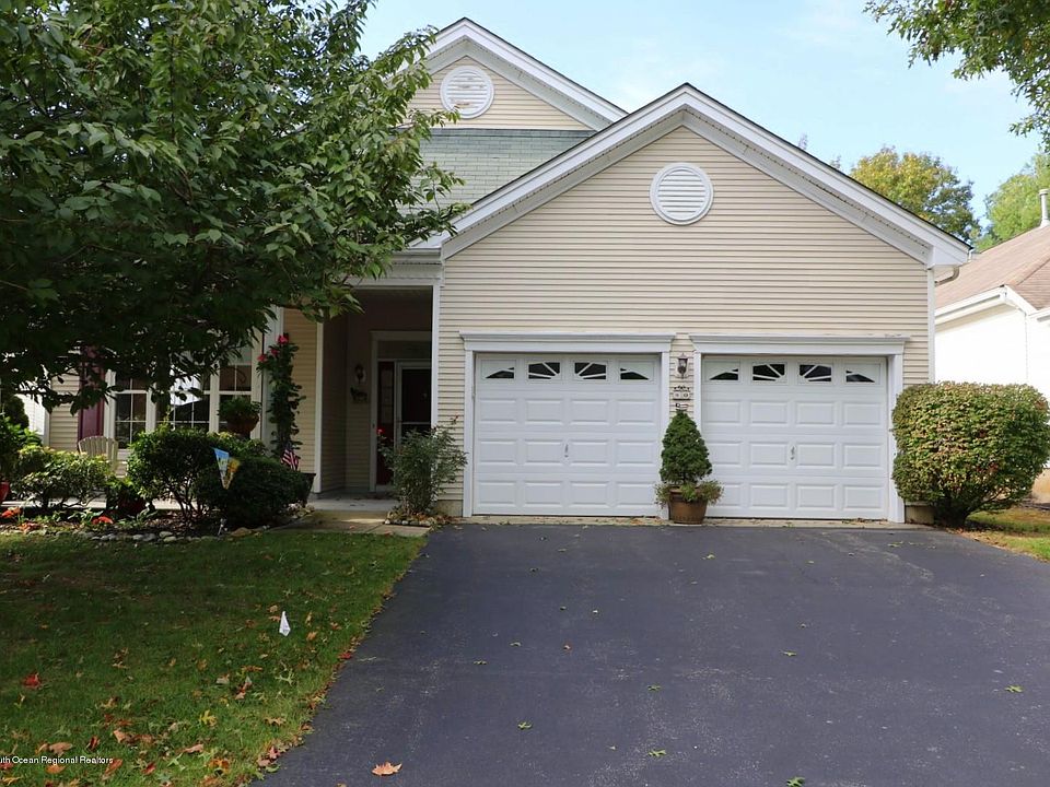 1st image of 80 Greenways Ln