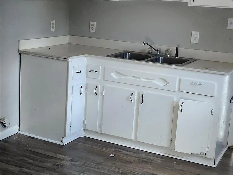 402A Curtis St — Photo 5
