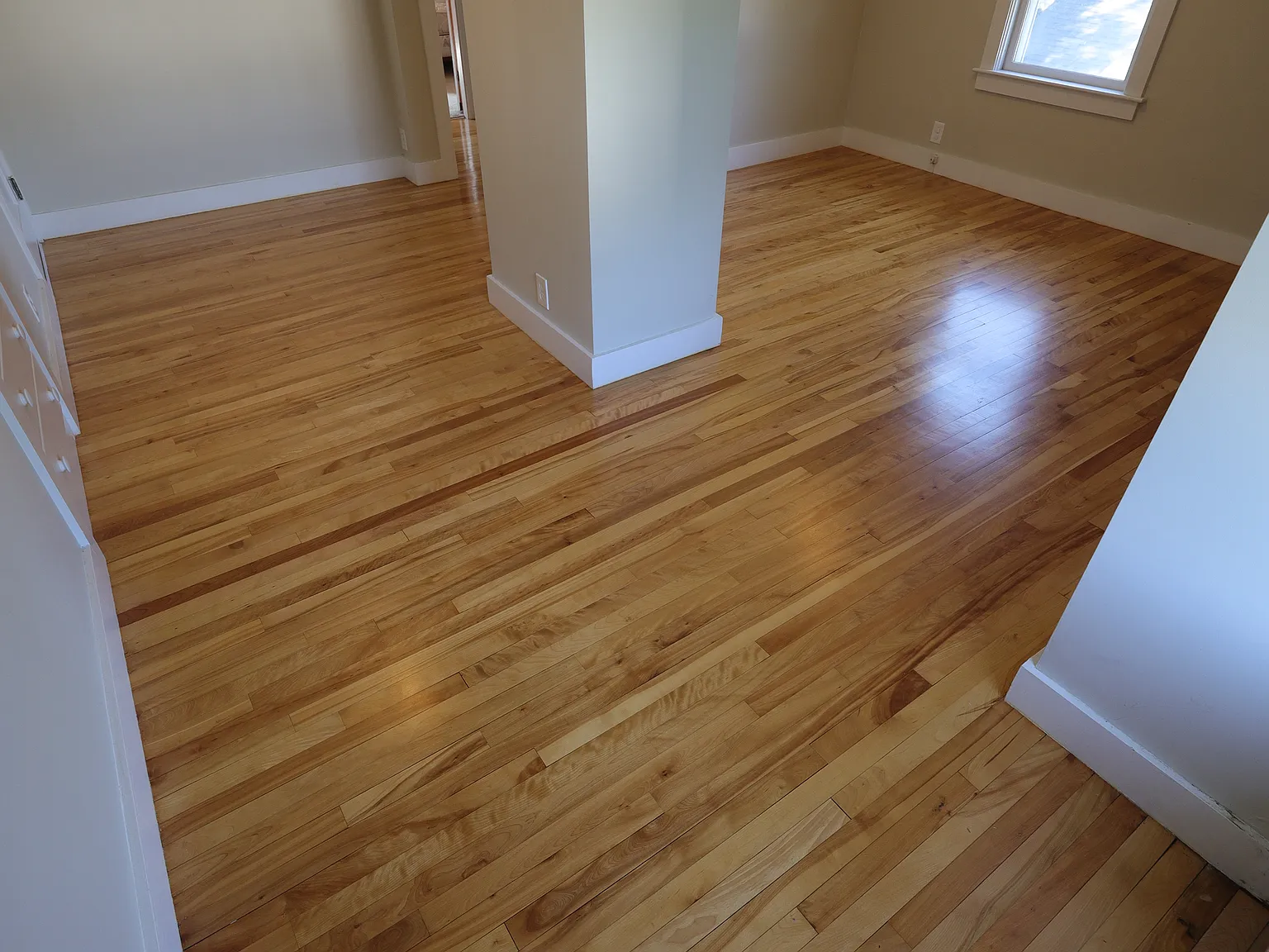 4 bed, 1800 sqft, $1,050 — Photo 2