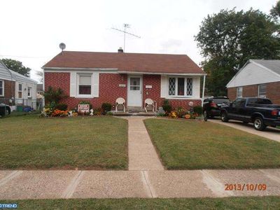 2207 Airacobra St, Levittown, PA, 19057