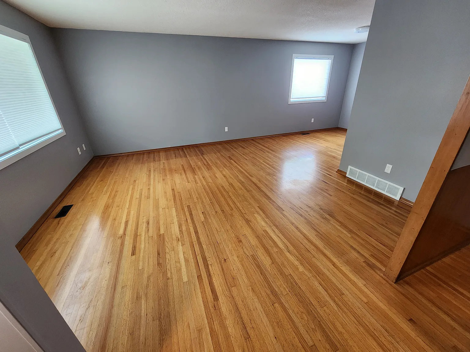 7112 Hunterwood Rd NW — Photo 3