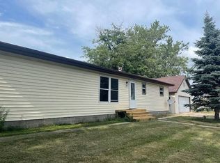 402 E High St, Nappanee, IN 46550