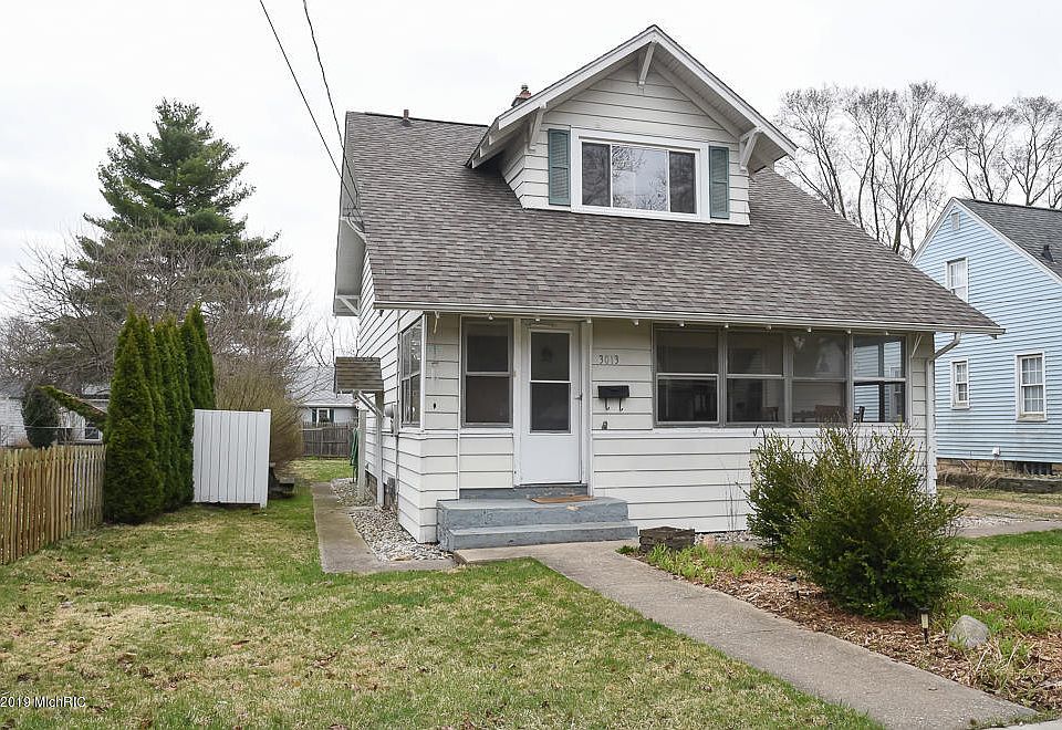1st image of 3013 Lowell St