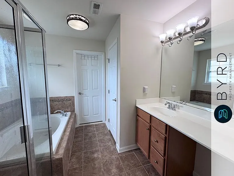 7025 Heartleaf Ln — Photo 29