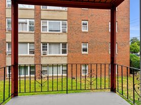 457 - 485 Pleasant Street